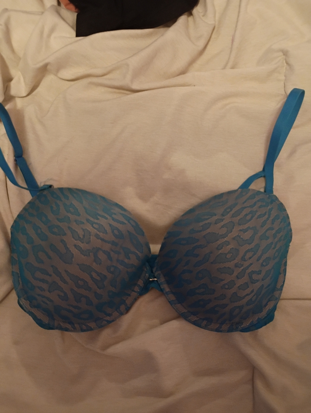 Teal Animal Print Fredricks Of Hollywood Push Up Bra 32-D W/ Removable pads.NWOT